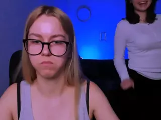 kamilla-star's Live Sex Cam Show