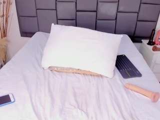 macarena-william... Live Webcam on CamSoda