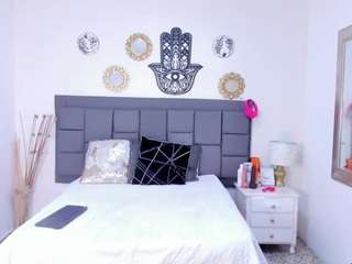 macarena-williamss Tiny live webcam