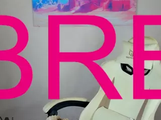 MILKA's Live Sex Cam Show