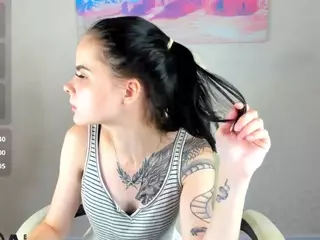 MILKA's Live Sex Cam Show