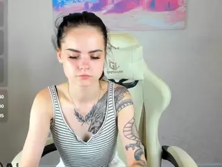 MILKA's Live Sex Cam Show