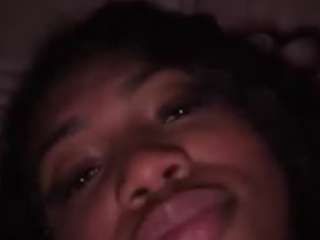 Live webcam model miss-mian on Soda Cams