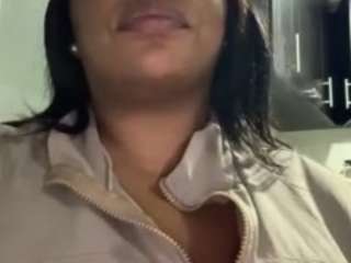 Live webcam model miss-mian on Soda Cams