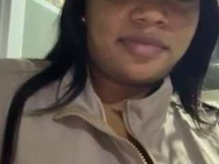 Live webcam model miss-mian on Soda Cams