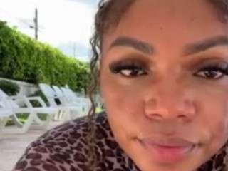 miss-mian webcam model