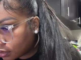 miss-mian webcam model