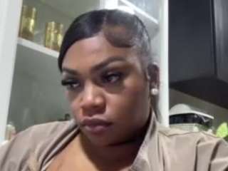 miss-mian Live Webcam on CamSoda