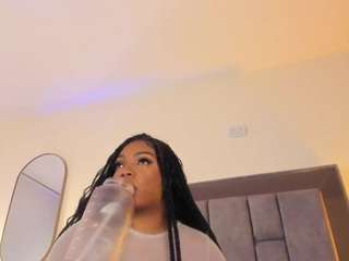 miss-mian live webcam show