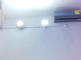 miss-nahomi webcam model