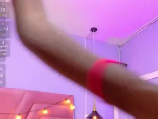 miss-nahomi's Live Sex Cam Show