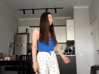 Akemi's Live Sex Cam Show