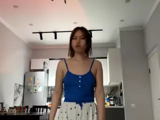 Akemi's Live Sex Cam Show