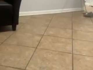 oyesfuck, male webcam model,  years old, on live webcam