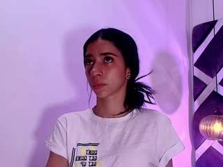 sara-lop webcam