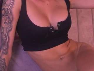 le modèle sara-lop est en webcam porno dans un show sur le site camsoda, il possède les tags suivants: anal toys,lingerie,teen (18+),tattoos,skinny,shaved pussy,sexy,public,orgasm,no smoking,no drinking,naked,double penetration,asshole,doggy style,dirty talk,deepthroat,cum on pussy,creampie,brown eyes
