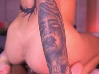sara-lop Sex Cam Show