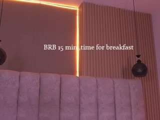sara-lop live webcam show