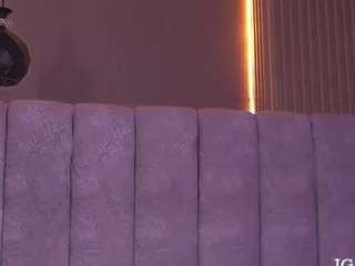 sara-lop live webcam show