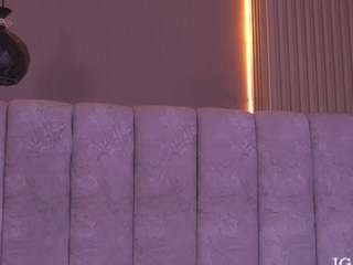 sara-lop live webcam show