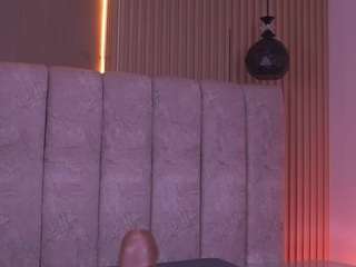 sara-lop live webcam show