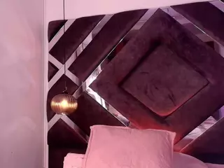 sara-lop's Live Sex Cam Show