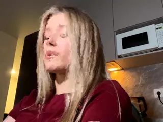 SilviaHambelton's Live Sex Cam Show