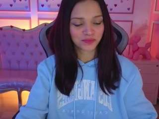 ailen-t from CamSoda is Freechat