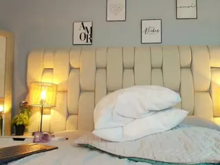Carolinne Owenss's Live Sex Cam Show