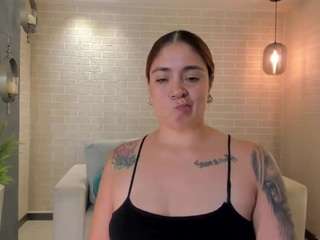 corinajames Live Webcam on CamSoda