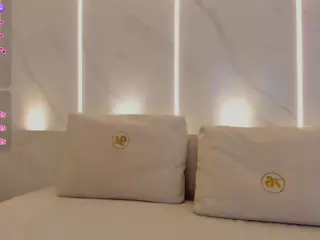 Misaki-Yue's Live Sex Cam Show