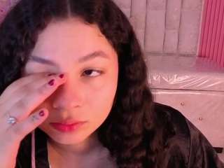 shalon-diaz-sub's CamSoda show and profile