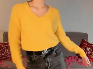 CateWatey's Live Sex Cam Show