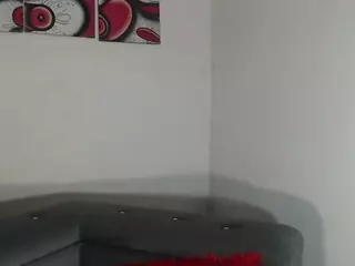 debora-hotbitch's Live Sex Cam Show