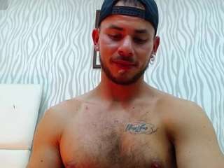 dylanjacobxx Live Webcam on CamSoda