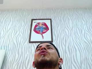 dylanjacobxx Live Webcam on CamSoda
