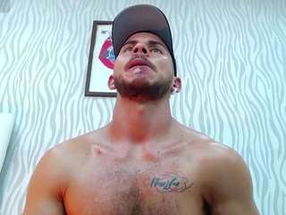 dylanjacobxx Live Webcam on CamSoda