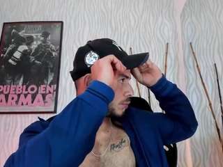 dylanjacobxx Live Webcam on CamSoda