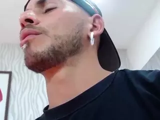 dylanjacobxx's Live Sex Cam Show