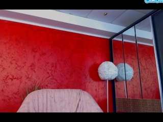 Young Adult, Teen 18 Camiqa – Free Live Video Chat with Strangers Online