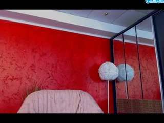 Young Adult, Teen 18 Camiqa – Free Live Video Chat with Strangers Online