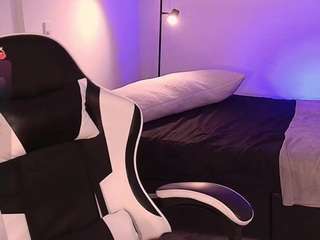 valeriwhite chat room