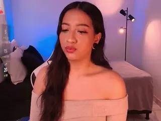 ValeriWhite's Live Sex Cam Show