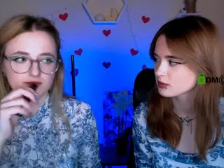 vikki-lust's Live Sex Cam Show