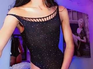 daniela-ember Live Webcam on CamSoda
