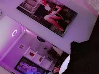  daniela-ember chat room