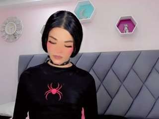 daniela-ember webcam