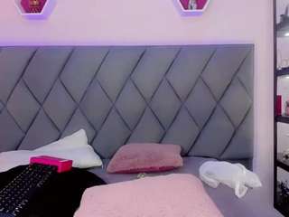 daniela-ember webcam model