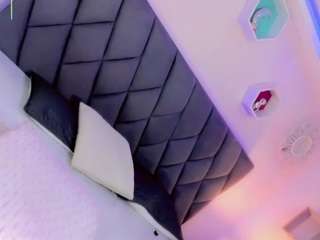 daniela-ember webcam