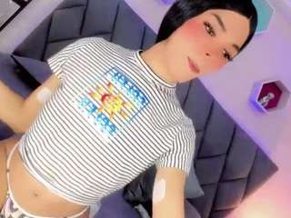 daniela-ember webcam